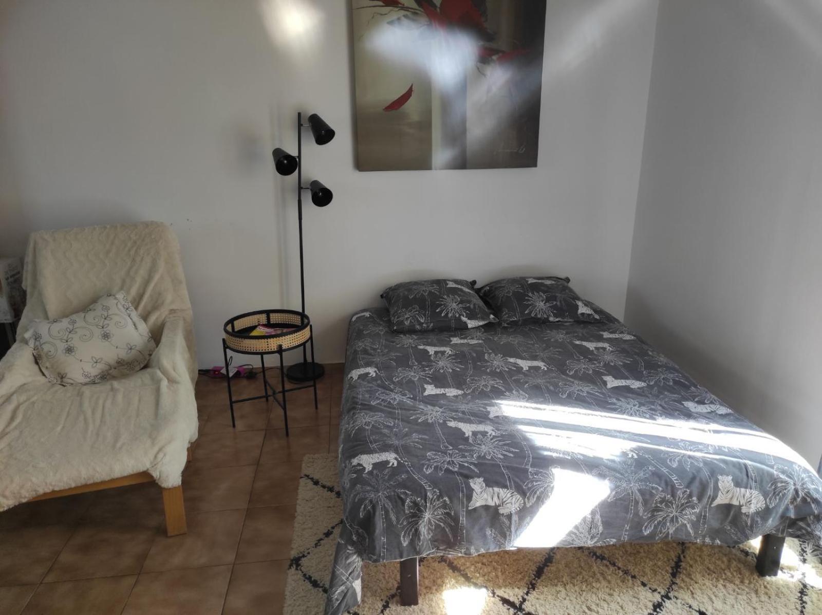 Maison De Campagne Au Calme Chuelles Exteriör bild